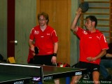 Christoph Wacker und Uwe Geheeb zusammen im Doppel -Uwe mit einem Topspin.