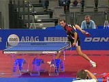 Zoltan Fejer-Konnerth akrobatisch bei der Tischtennis EM 2009 in Stuttgart