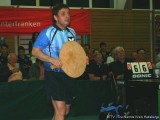 Jindrich Pansky mit Riesen-Schläger