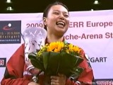 Wu Jiaduo, Europameisterin bei Siegerehrung bei der Tischtennis EM 2009 in Stuttgart